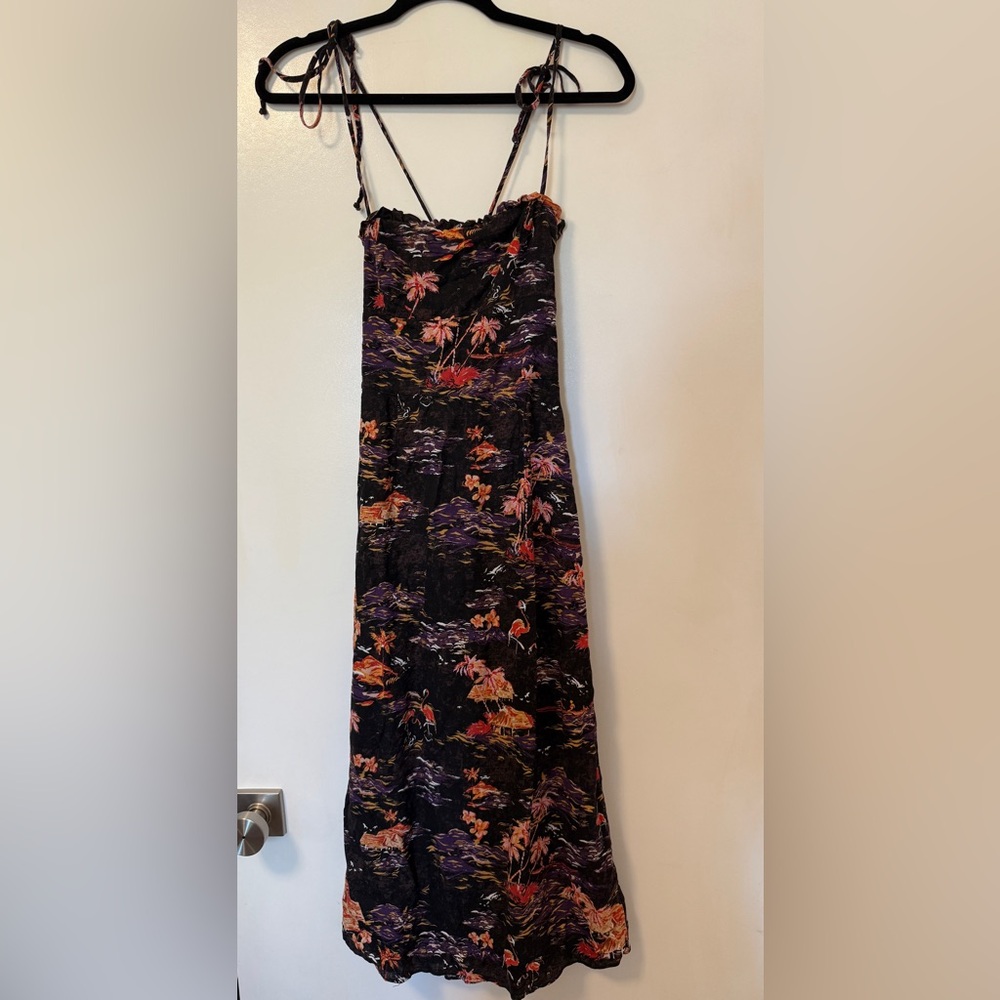 Free People Beach Party dress. Black midi size 0